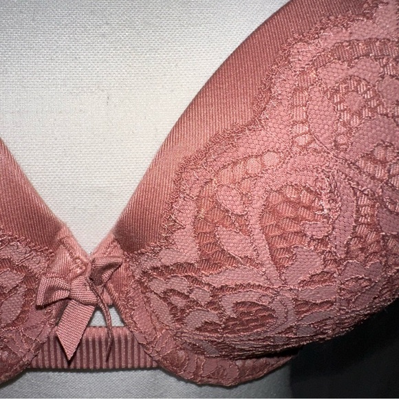 Victoria Secret Bra Body by Victoria Perfect Shape Light Push Up Size 32… - Picture 3 of 16